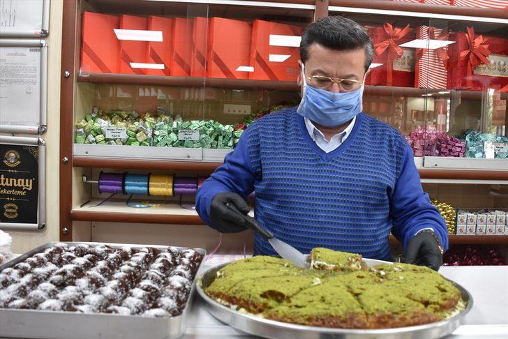 Manda kaymaklı baklava ramazan ayında sofraları süslüyor G3