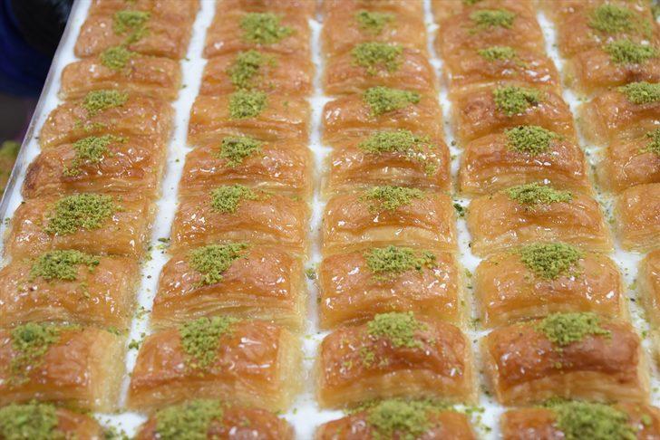 Manda kaymaklı baklava ramazan ayında sofraları süslüyor G4
