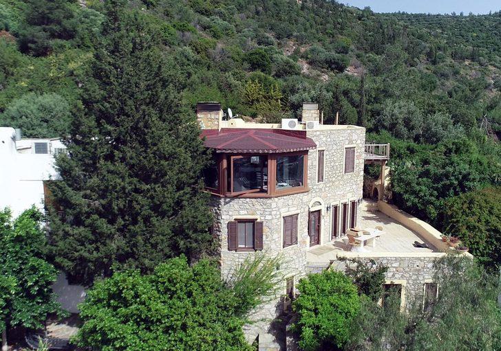 Can Dündar'ın villasının 188 metrekarelik kısmı, hazine arazisinde çıktı G4