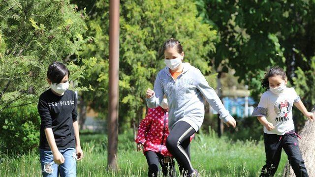 Erzincan parkları 39 gün sonra çocuk sesleriyle şenlendi