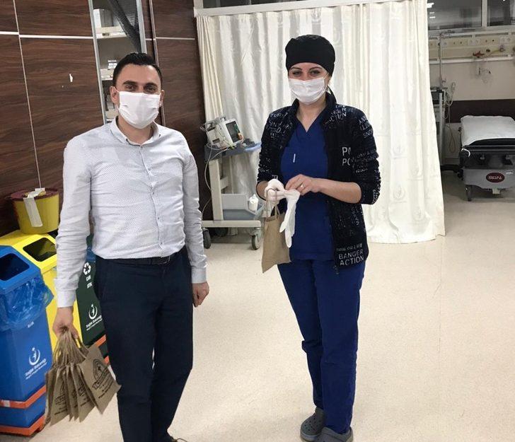 AK Parti Marmaris İlçe Başkanından gece nöbet tutan beyaz meleklere anlamlı ziyaret G1