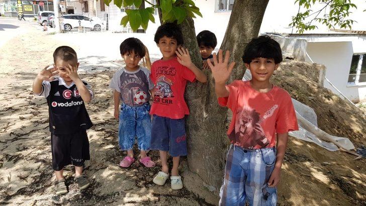 Sokağa çıkan çocuklar Başiskele’yi şenlendirdi G2