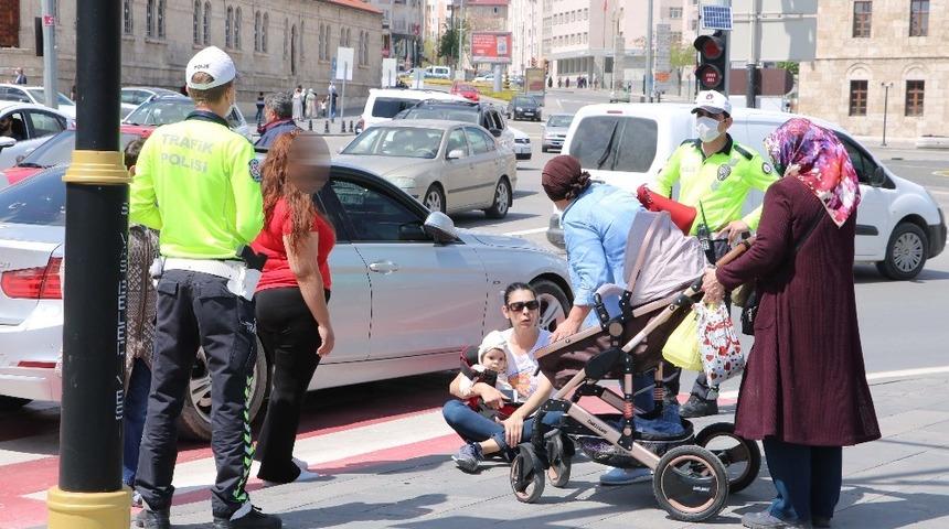 Çarptığı yayaya 'Abartıyorsun' diyerek tepki gösterdi