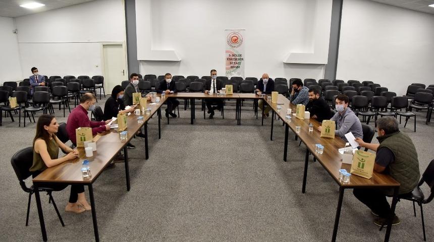 Başkan Ata&ccedil;&rsquo;tan eczacılara ziyaret