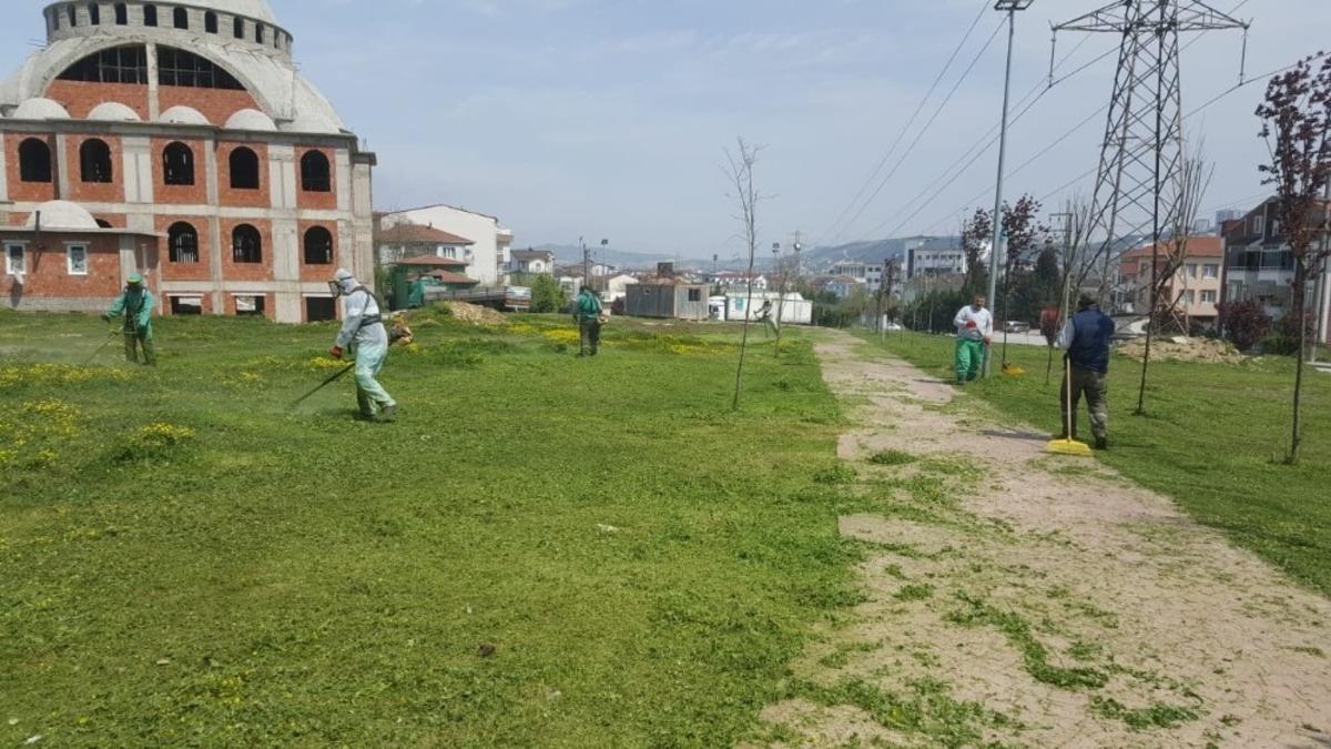 İzmit Parkları bakımdan ge&ccedil;iyor