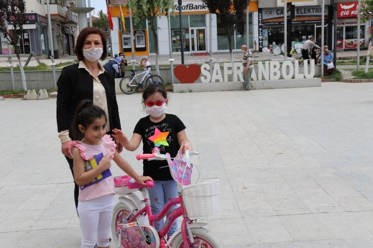 Başkan K&ouml;se &ccedil;ocuklarla buluştu