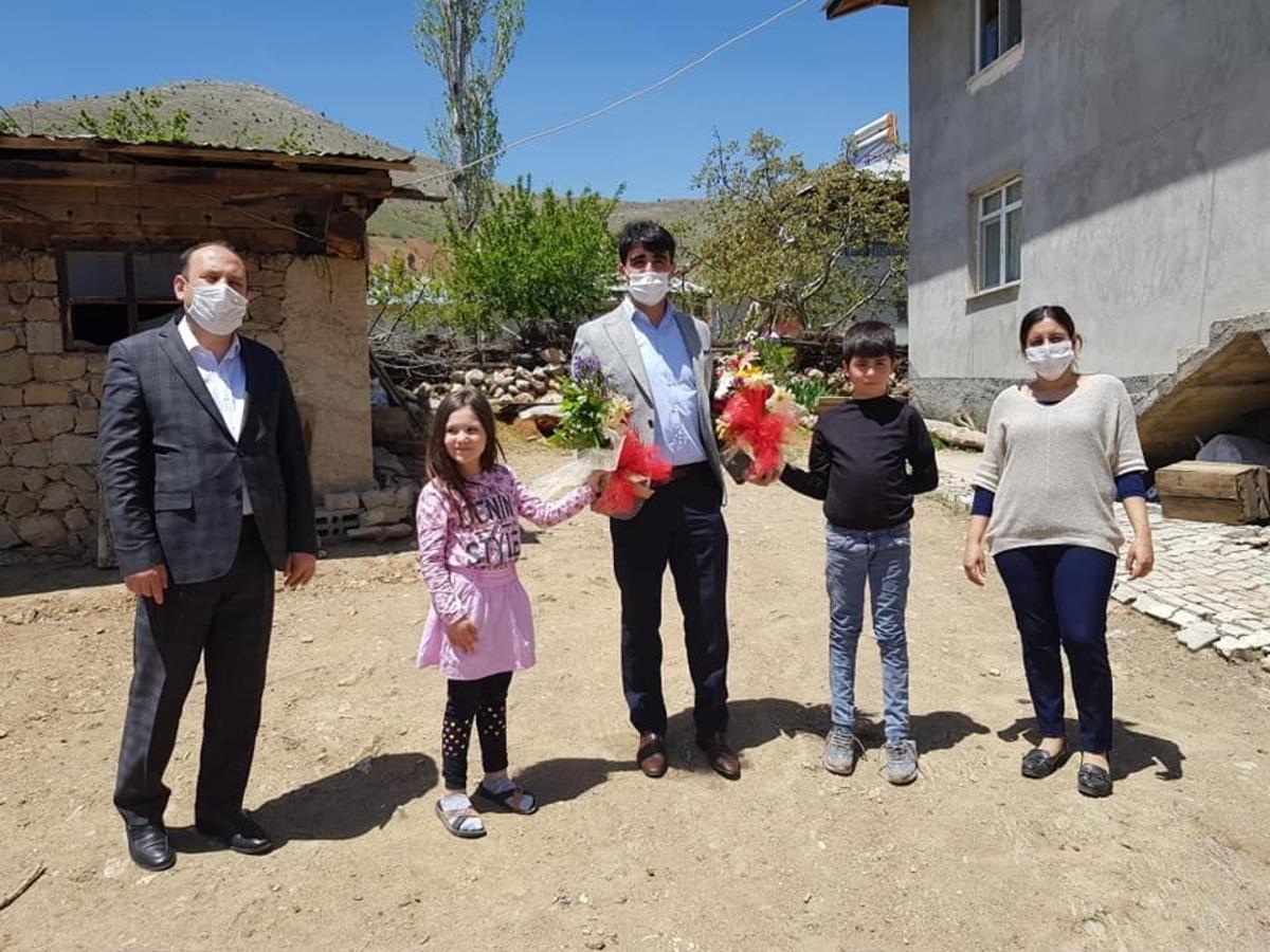 Kaymakam Sevgili&rsquo;den engellilere duygulandıran ziyaret