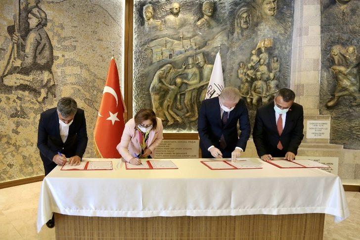 15 günde 15 milyon maske üretilecek G3