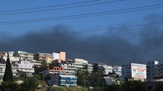 Aliağa'da tedirgin eden görüntü! Kara dumanlar ilçenin üzerini kapladı