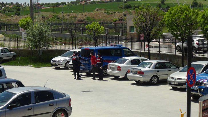 Arkadaşını tüfekle kazara vurarak öldüren genç tutuklandı G3