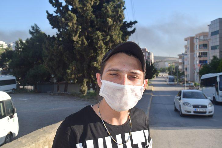 Aliağa'da tedirgin eden görüntü! Kara dumanlar ilçenin üzerini kapladı G5