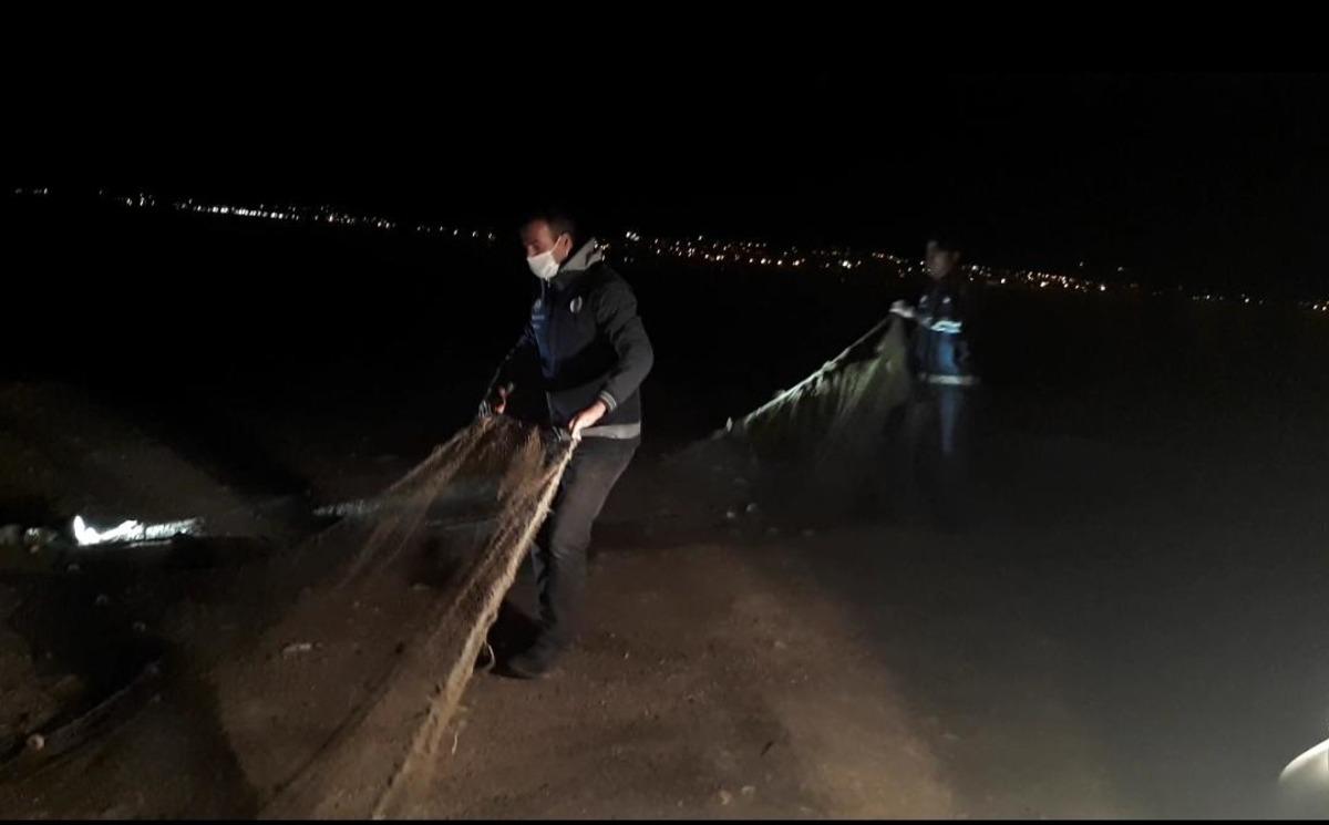 Van'da ka&ccedil;ak avcılara şok operasyon! 2 ton balık ele ge&ccedil;irildi