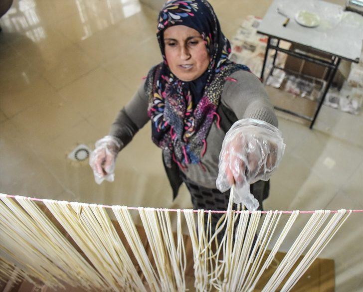 Ramazanda yoğun ilgi gören asırlık lezzet erişte sofralara kargoyla ulaştırılıyor G3