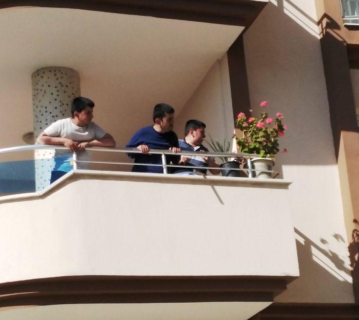 Koronayı yenen hastalar ailelerine kavuştu G3