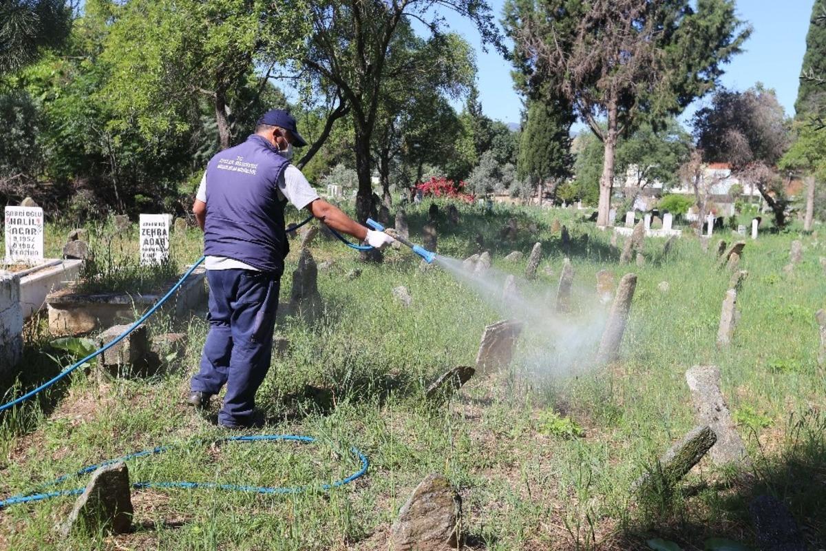 Efeler&rsquo;de bayram hazırlıkları başladı