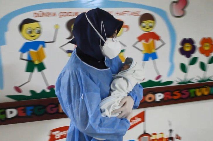 23 günlük bebek koronavirüsü yendi G1