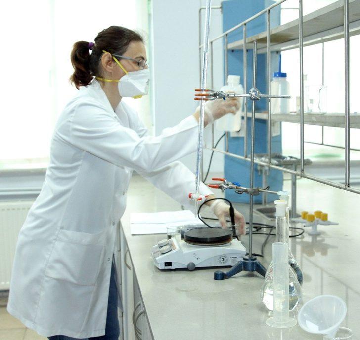 Trakya Üniversitesi’nin dezenfektan üretim kapasitesi günlük 8 tona yükseldi G3