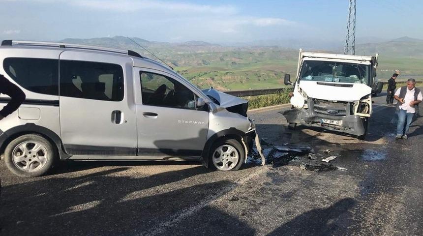 Siirt&rsquo;te trafik kazası: 2 yaralı
