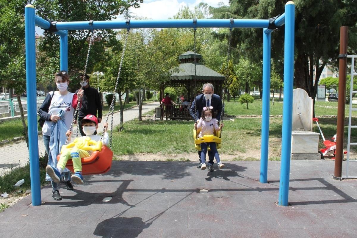 Tosya Kaymakamı Deniz Pişkin, &rdquo;&Ccedil;ocuklarımızı tehlikeden uzak tutalım&rdquo;