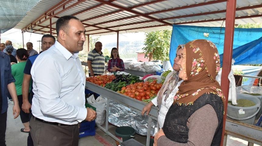 Yılmaz: "Gelecek &ccedil;ift&ccedil;ilerimizin bereketli ellerinde"
