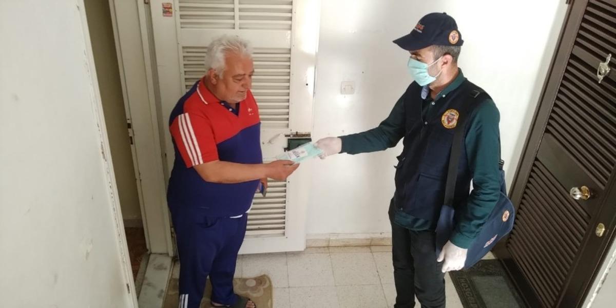 Y&uuml;reğir Belediyesi 1 milyon maske dağıttı