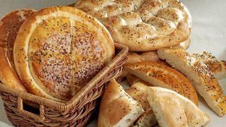 Ustaları kıskandıran tarif! Evde ramazan pidesi nasıl yapılır?