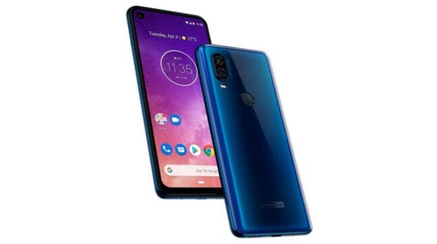 Motorola&rsquo;dan iki yeni telefon yolda