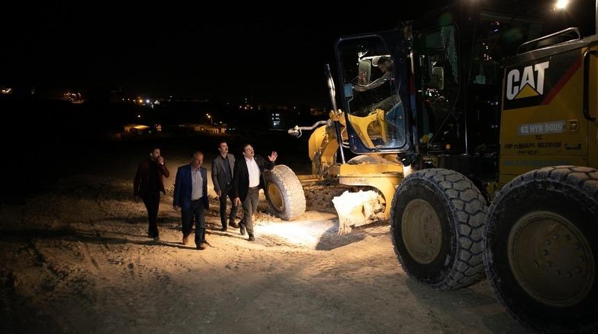 Canpolat yol yapım &ccedil;alışmalarını inceledi