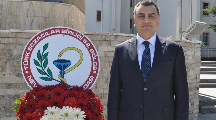 Eczacılar Odası Başkanı D&ouml;rtkol, &ldquo;Hastalıkta, sağlıkta eczanız yanınızda&rdquo;