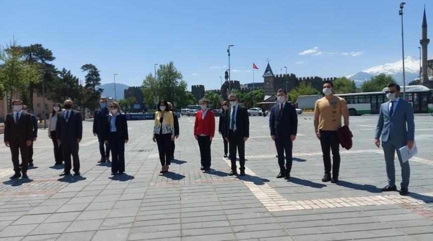 Uğur Nuri Akın: "Mesleğimizin g&uuml;c&uuml;n&uuml; ve &ouml;nemini bir kez daha g&ouml;sterdik&rdquo;