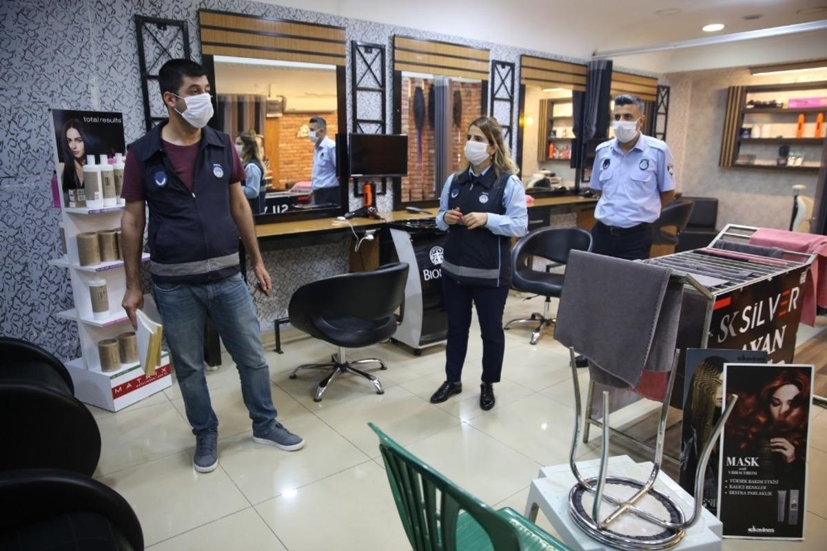 Haliliye&rsquo;de berber ve kuaf&ouml;rler denetlendi