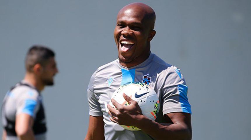 Nwakaeme futbola dönmek için sabırsızlanıyor