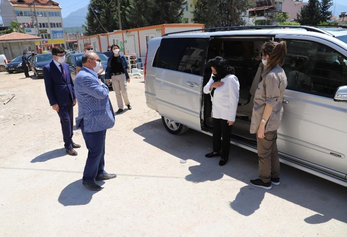 Vali Civelek, Seydikemer h&uuml;k&uuml;met konağı ve belediye başkanlığı inşaatlarını inceledi