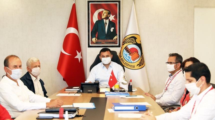 Başkan Y&uuml;cel&rsquo;den 19 Mayıs ve Kadir Gecesi mesajı