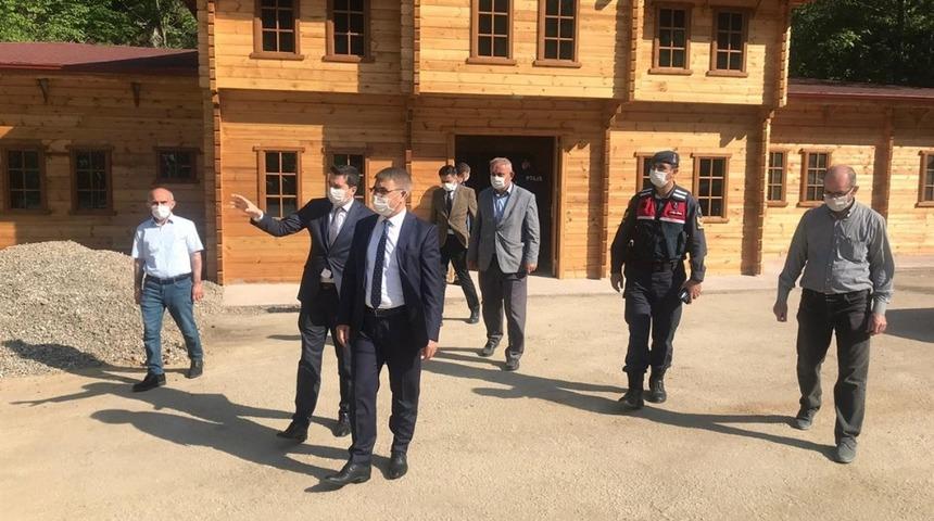 Vali Gürel Yenice’de incelemede bulundu