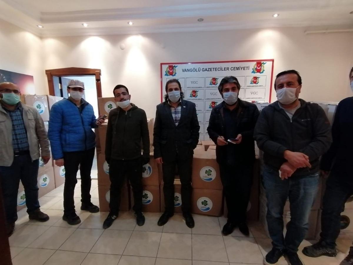 Vang&ouml;l&uuml; Gazeteciler Cemiyetinden &uuml;yelerine gıda paketi