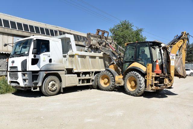 Baksan’da atık temizleme çalışması