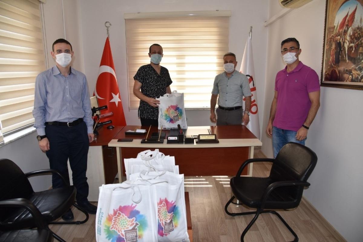 Manisa B&uuml;y&uuml;kşehir Belediyesinden maske desteği