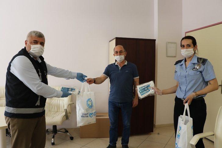 Manisa Büyükşehir Belediyesinden maske desteği G3