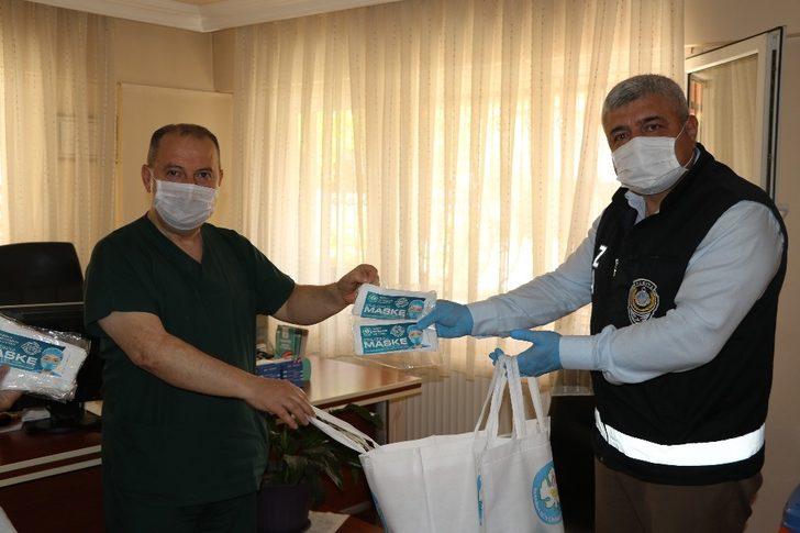 Manisa Büyükşehir Belediyesinden maske desteği G4