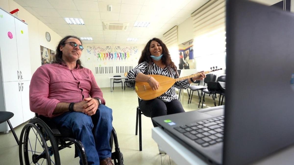 Başkan Kartoğlu engelsiz online m&uuml;zik sohbetinde