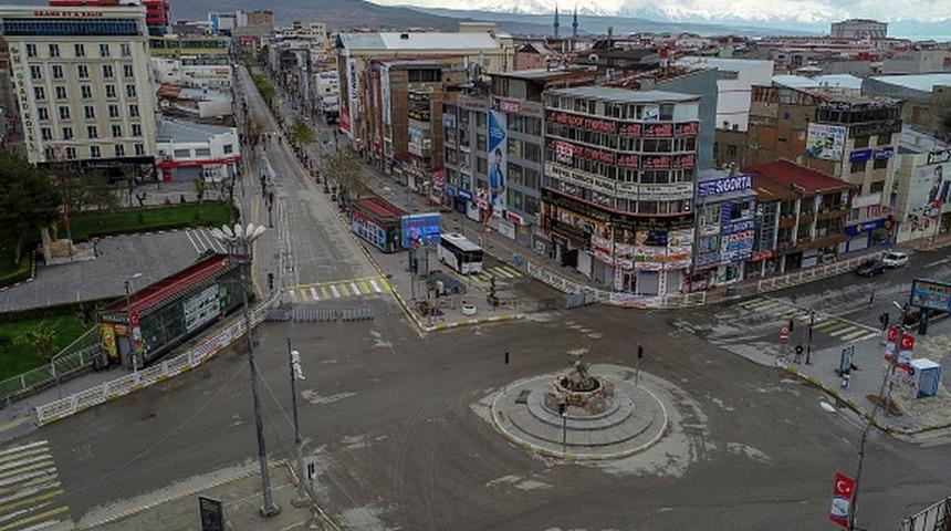 Ramazan Bayramı&rsquo;nda sokağa &ccedil;ıkma yasağı var mı? Cumhurbaşkanı Erdoğan a&ccedil;ıklama yaptı mı?