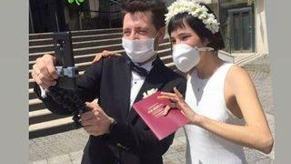 Ünlü oyuncu Serkan Şenalp ile Esengül Yılmaz evlendi