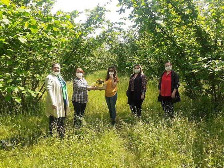 Çiftçi kadınların çiftçiler günü kutlandı G2