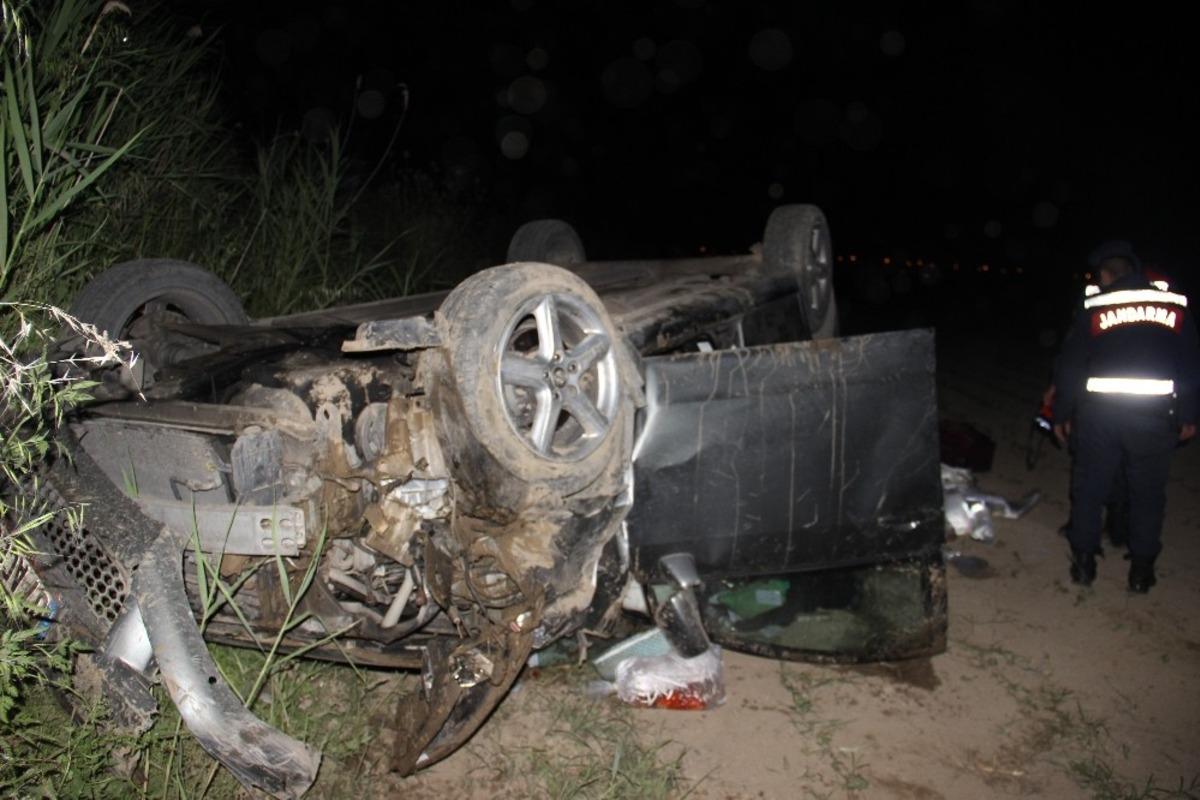 Gece yarısı tarla sulayan &ccedil;ift&ccedil;i, kazazedenin şansı oldu