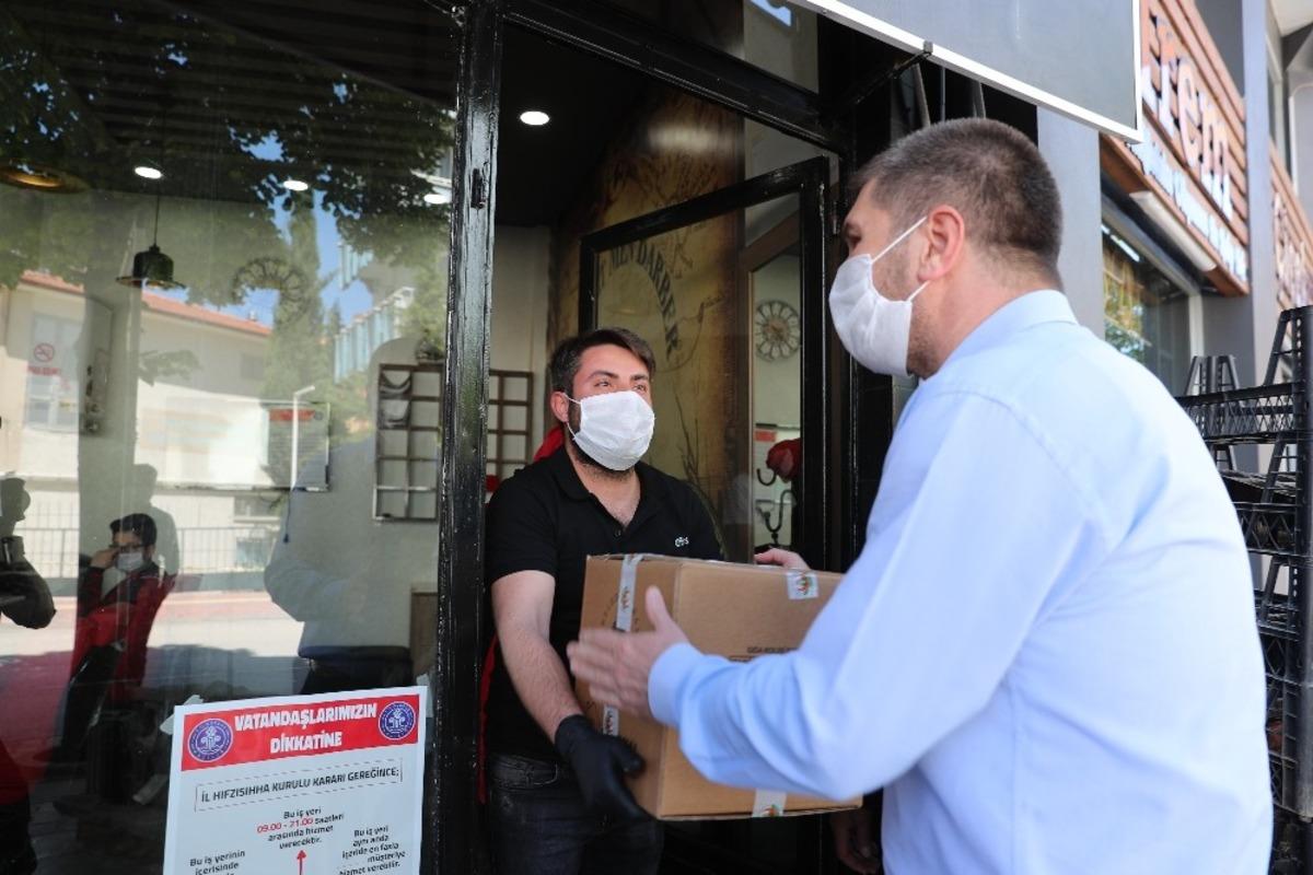 Başkan Ercengiz&rsquo;den berberlere destek