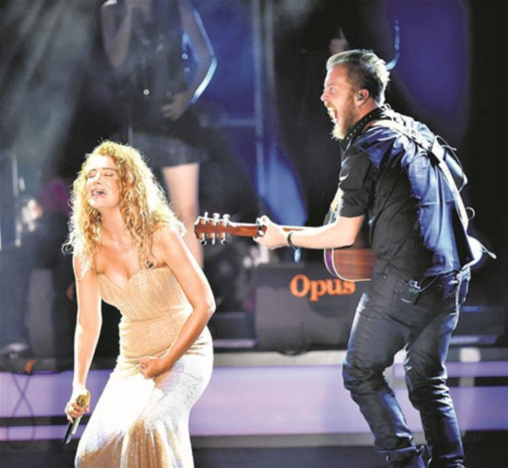 Sıla hem göze hem kulağa hitap etti G3