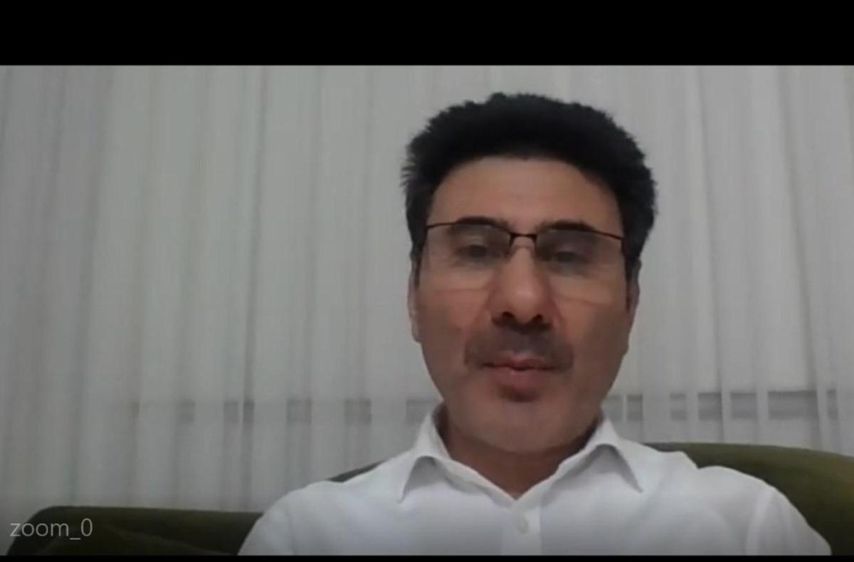 E-Kıraathane S&ouml;yleşisi s&uuml;r&uuml;yor