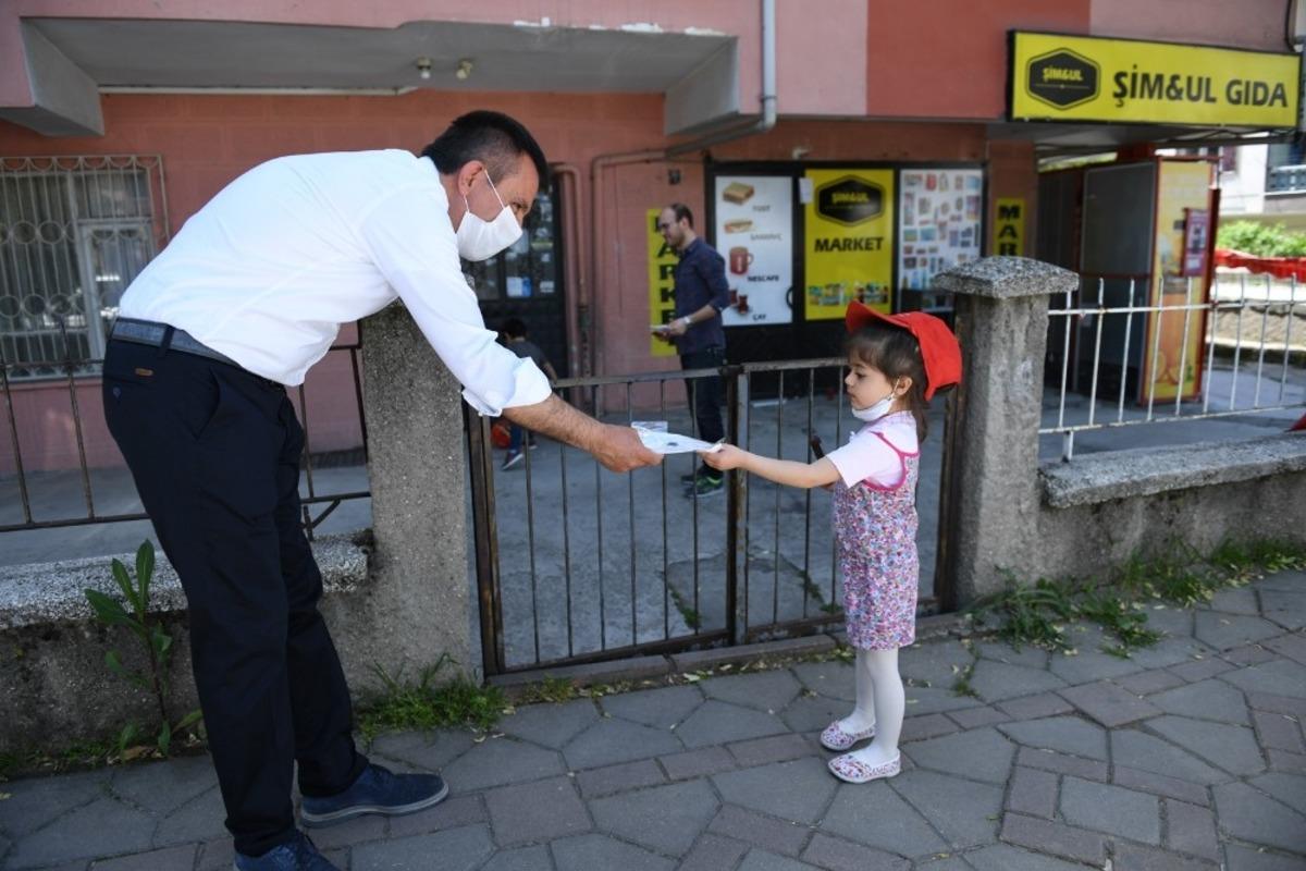 390 bin n&uuml;fusa 500 bin maske