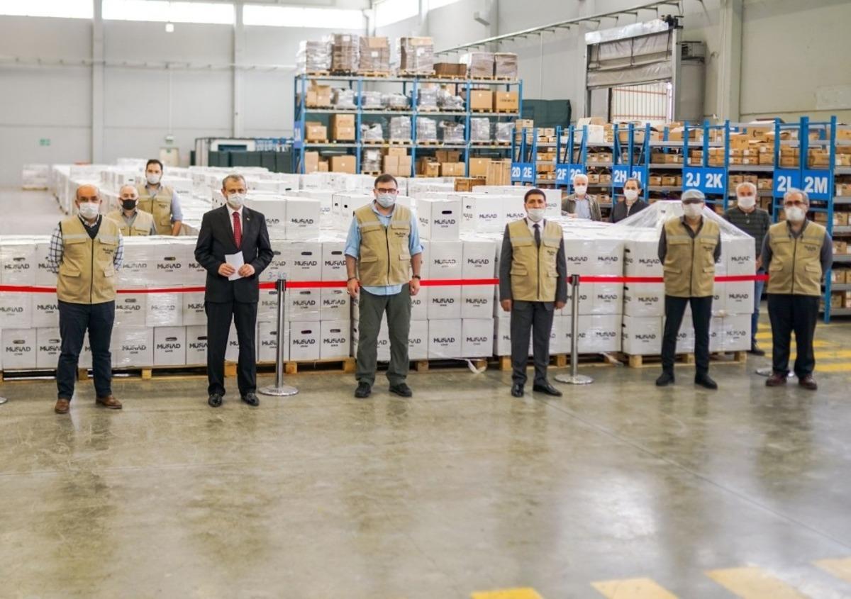 M&Uuml;SİAD İzmir&rsquo;den 12 bin aileye Ramazan yardımı